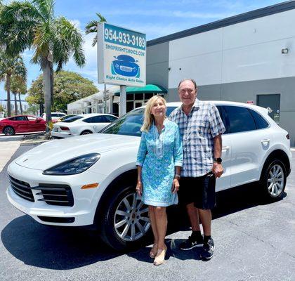 John & Emmi from Palm Beach Gardens with their beautiful 2019 #Porsche Cayenne! #RightChoiceAutoSales in Pompano Beach!