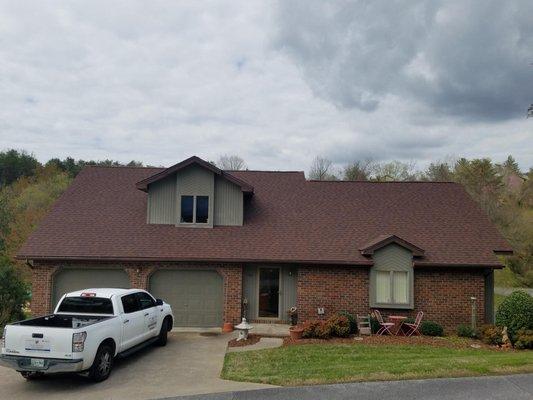 A great roof color makes a house really pop