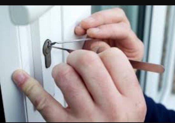 Professional picking no need to replace your lock