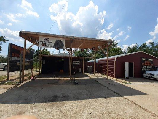 Front view of shop-Poinsett Tire