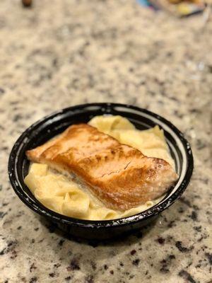 Pappardelle Alfredo Pasta Dinner w/ Salmon