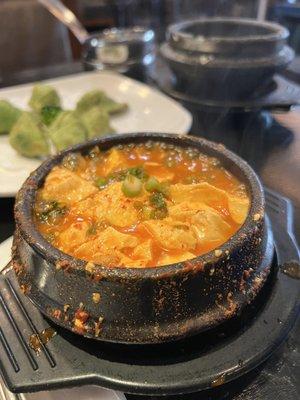 Boiling tofu soup