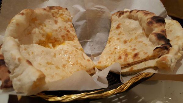 Cheese Naan