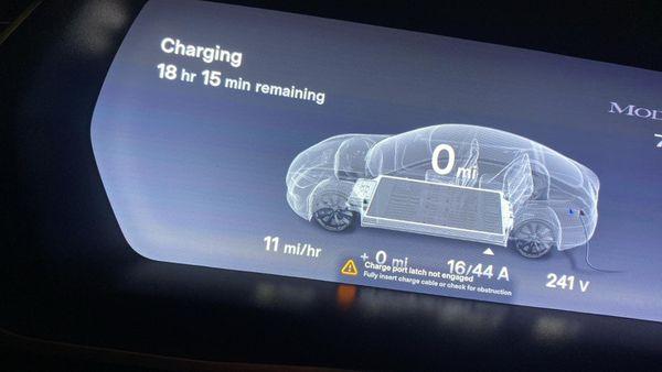 IS YOUR TESLA HAVING CHARGING ISSUES ?