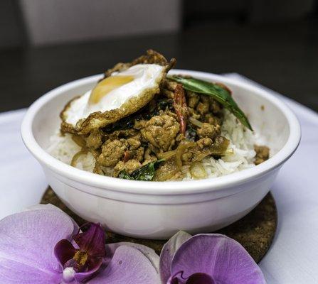 Spicy Basil Rice Bowl