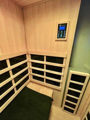 Infrared sauna