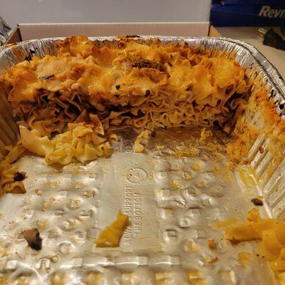 Only half of the lasagna had sauce. The other half was mostly noodles. Couldn't taste the cheese either. Disappointed to say the least.