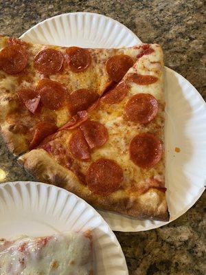 Pepperoni slice