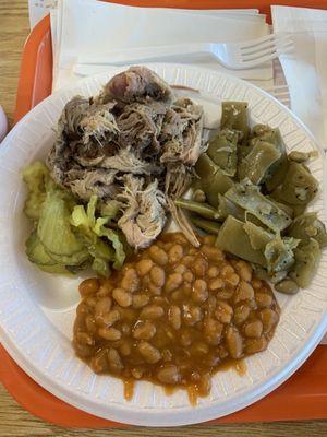 Pulled pork, baked beans & green beans.