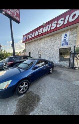 this blue accord never got fixed  jimmy pocket the 2400$ i'm going to sue him and this establishment  i hope he gets put out of service