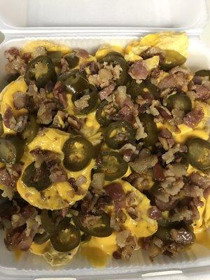 Nachos con Queso y Jalapeño