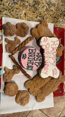 Doggie Cakes Dog Bakery and Pet Boutique