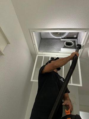 Supreme Air Austin - AIR DUCT CLEANING