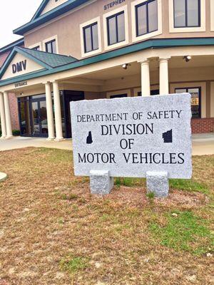 NEW HAMPSHIRE - Dept of Safety  Division of Motor Vehicles Headquarters Concord, NH