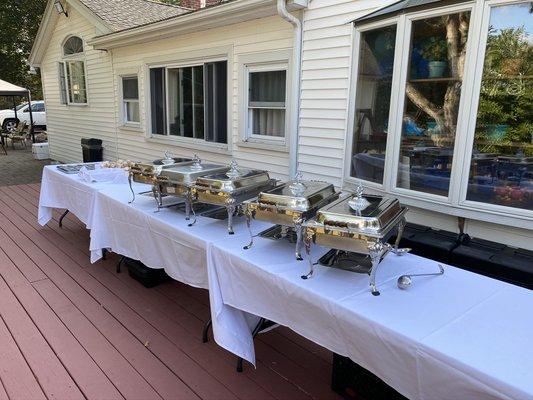 Outdoor wedding buffet