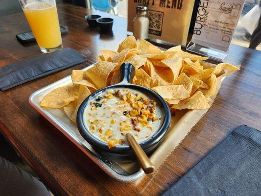 Corn queso dip