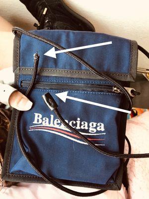 My crossbody bag broke after using it 3 times!!!!! Where is the quality @balenciaga