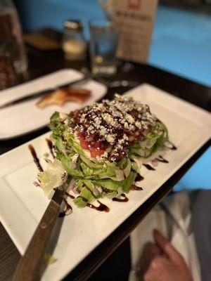 Wedge salad with carmelized bacon