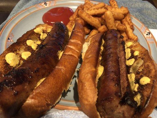 Bradley's sausage dogs are not just for College Football Saturday. They go well with NFL Wild Card Saturday too. GO BILLS!