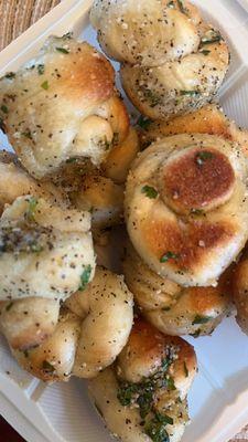 best garlic knots in the world