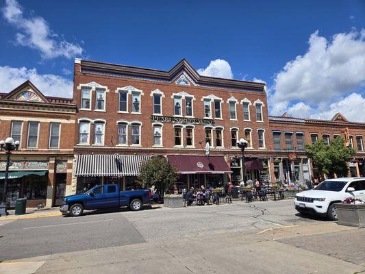 The Pearl Ice Cream Parlor & Confectionery