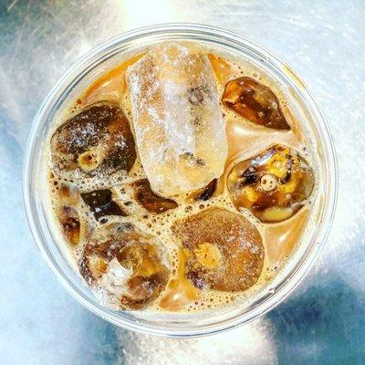 Oatmilk Iced Latte - delish!