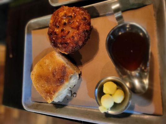 Big Ass Biscuit and Cornbread Combo