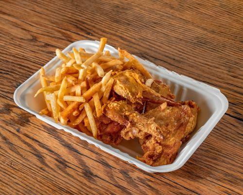 Wing platter with fries