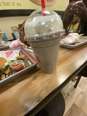 OREO Cookies & Cream Milkshake