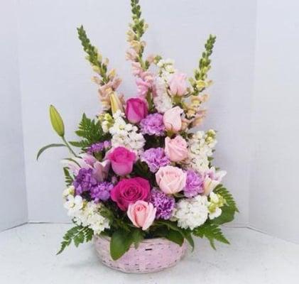 One of Tina's favorites, this arrangement is pleasing to the eye. Very soft and pretty.