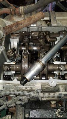 DD15 INJECTOR SLEEVE CUP REMOVAL AND INSTALL. COOLANT LEAKING INTO FUEL SYSTEM.