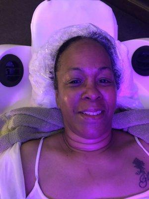 Detox your face while detoxing your entire body in the Coocoon Wellness POD!