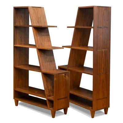 Slope Bookshelf