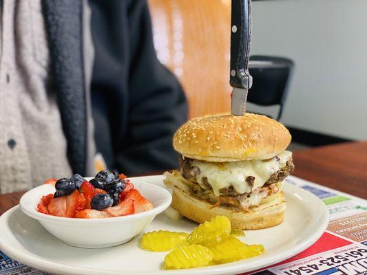 Cheeseburger with side fruits -$ 13,00+tax.