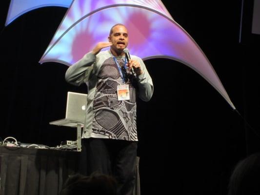 Sinbad hosting the Future Frequency presentation at Macworld 2012 (01/27/2012).