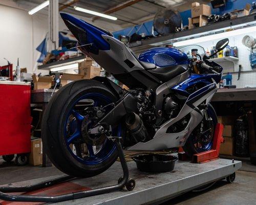 2008 Yamaha R6 service and tuning.