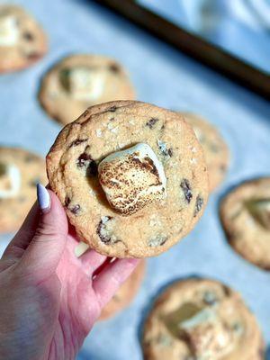 Torched S'more Cookies with high quality 70% dark chocolate and topped with flaky sea salt!