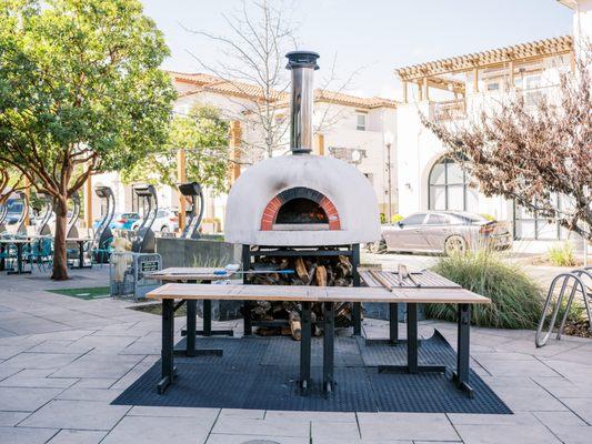 Outdoor Woodfire Oven