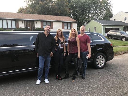 Leaving to see Gun's and Rose's  in this beautiful limousine from Lindsey Limousine