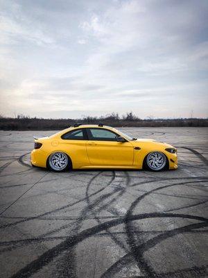 BMW M2 - Full color change to Gloss Sunflower Yellow