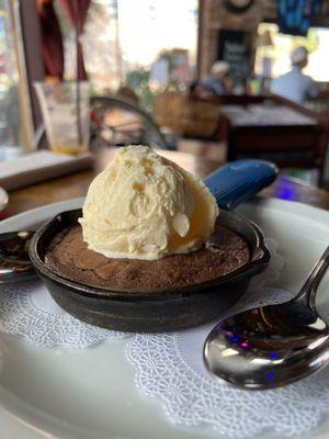 Brownie skillet with ice cream