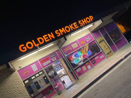 Golden Smoke Shop Ground Zero