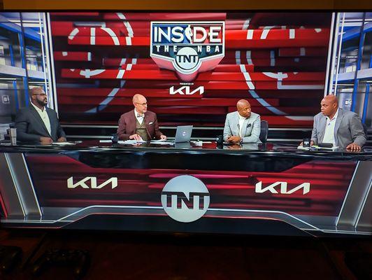 Inside the NBA as broadcast on TNT on Tuesday night, November 15, 2022.