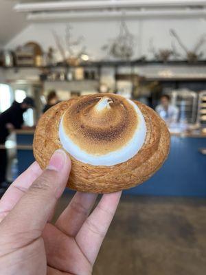 Smores round croissant