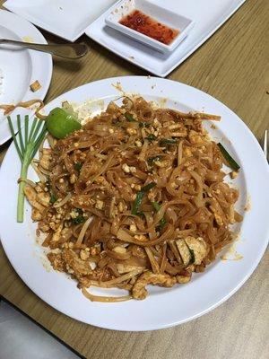 Chicken and shrimp Pad Thai