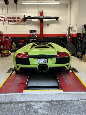 Flush mounted wheel alignment rack