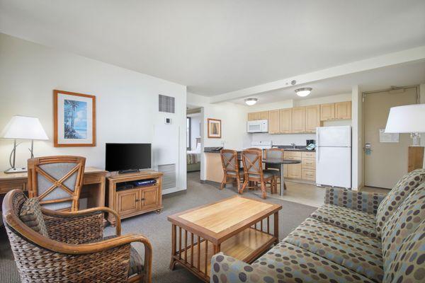 Aston Waikiki Sunset - 2-Bedroom 1-Bath Ocean View