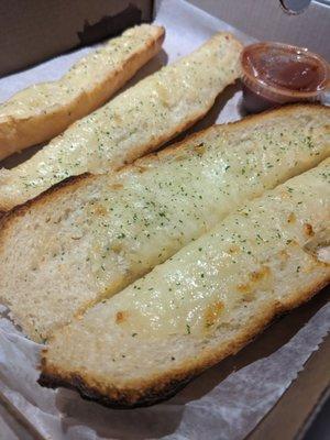 Cheesy garlic bread