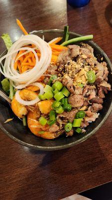 Combo vermicelli bowl