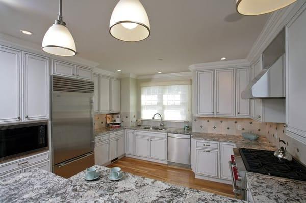 Fieldstone Cabinetry in luxury Plymouth condo project, Safecoat paint, Carlisle Wide Plank Floors, Earthshades